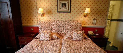 The Royal 3*